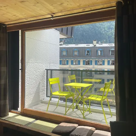 Апартаменты Magnifique Plein Centre Vue Panoramique Шамони